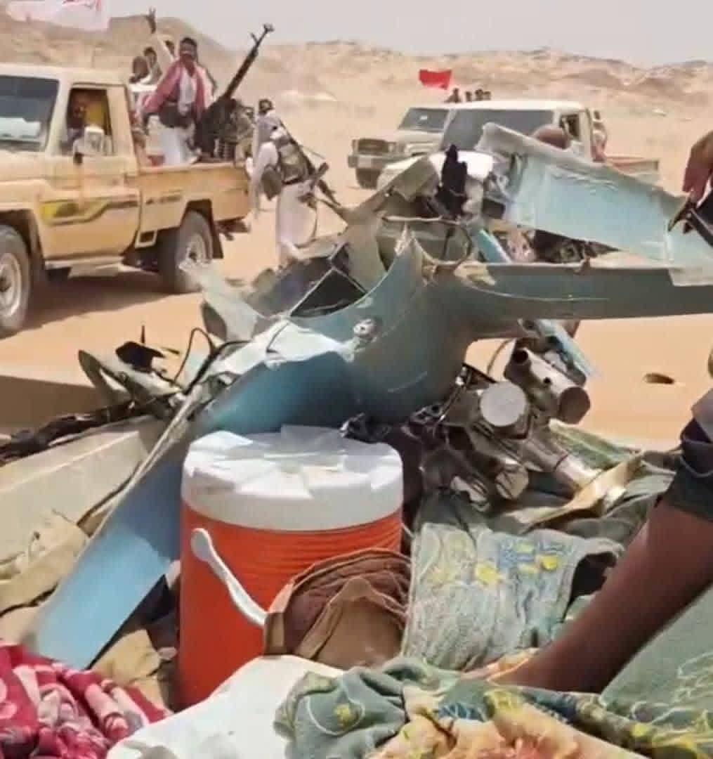 abalgansi's tweet photo. صباح اليوم تم إسقاط طائرة مسيرة للمليشيا في مطارح الكرامه https://t.co/uwUYMbGRcP