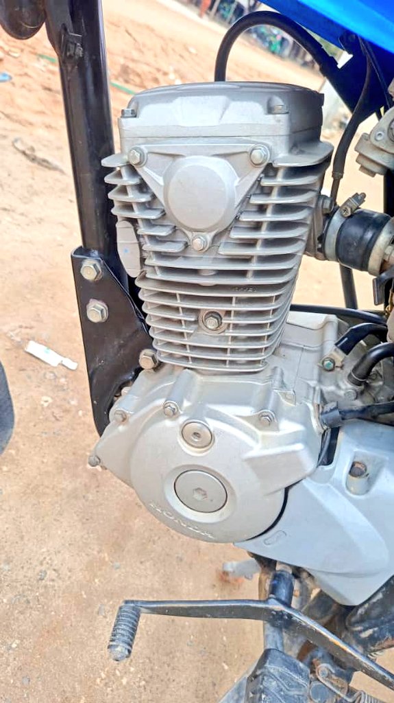 Eng_Matarra's tweet photo. #Tshs 1,800,000/=
HONDA ACE 125 🔥🔥
REG" #EUH
▪️Cc 125
▪️Gear 5
▪️Starter inapiga
▪️Tairi zote mpya
▪️Engine haijaguswa
▪️Hutengenezi chochote
▪️Ina Full Documents ✅️
IPO DAR (Mikoani Tunatuma)
CALL/WHATSAPP-0719542184 https://t.co/q1IKOJaD4e