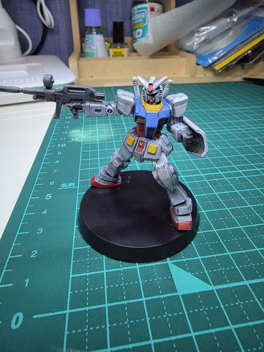 yattirin's tweet photo. ガンダムアッセンブルのガンダムですか、一応完成って事で…
次はガンキャノン作ります。

塗り方変えようかな？ https://t.co/OCZTqHnGsS
