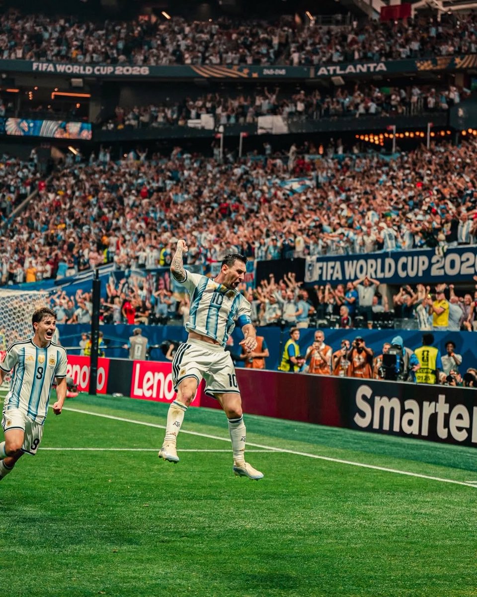 guusticaro's tweet photo. Les dejo un mix de las mejores fotos del partido de ayer. #Argentina https://t.co/VH26JcMLop