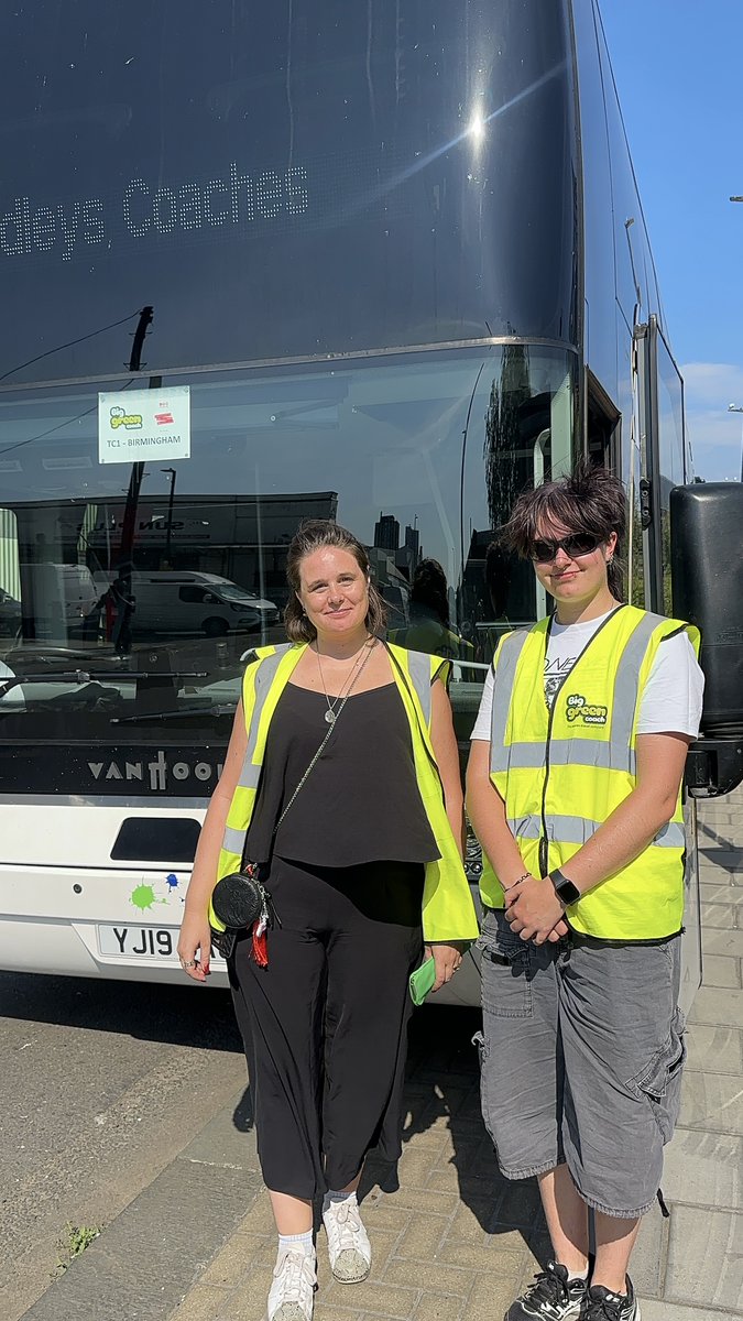 biggreencoach's tweet photo. Two huge nights at @SpursStadium for @bts_bighit  ✅✅✅

This weekend, we have coaches on the road for @2000trees, @MCRofficial at @wembleystadium, @IronMaiden at Knebworth and more ✌️

We can't wait to have you all on board - who's travelling with us soon? https://t.co/1xGX3hPN4B