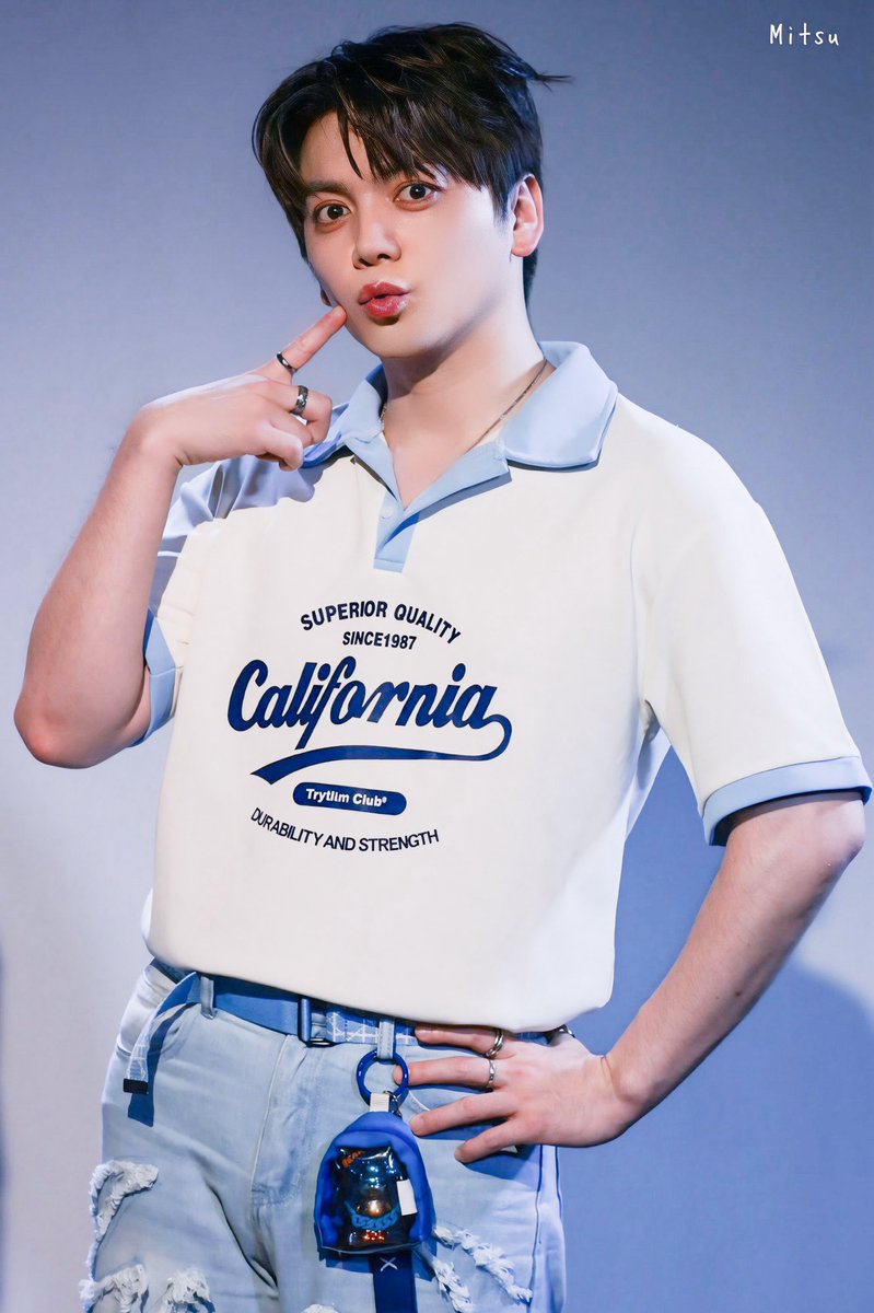 xenex_mitsu's tweet photo. 26.6.7
XENEX JAPAN CONCERT 2026
~ Bucket List ~
1부 特典会 희석 Focus💙

#희석 #heeseok #제넥스 #xenex
@XenexJP @xenex_official https://t.co/O59npNLguN