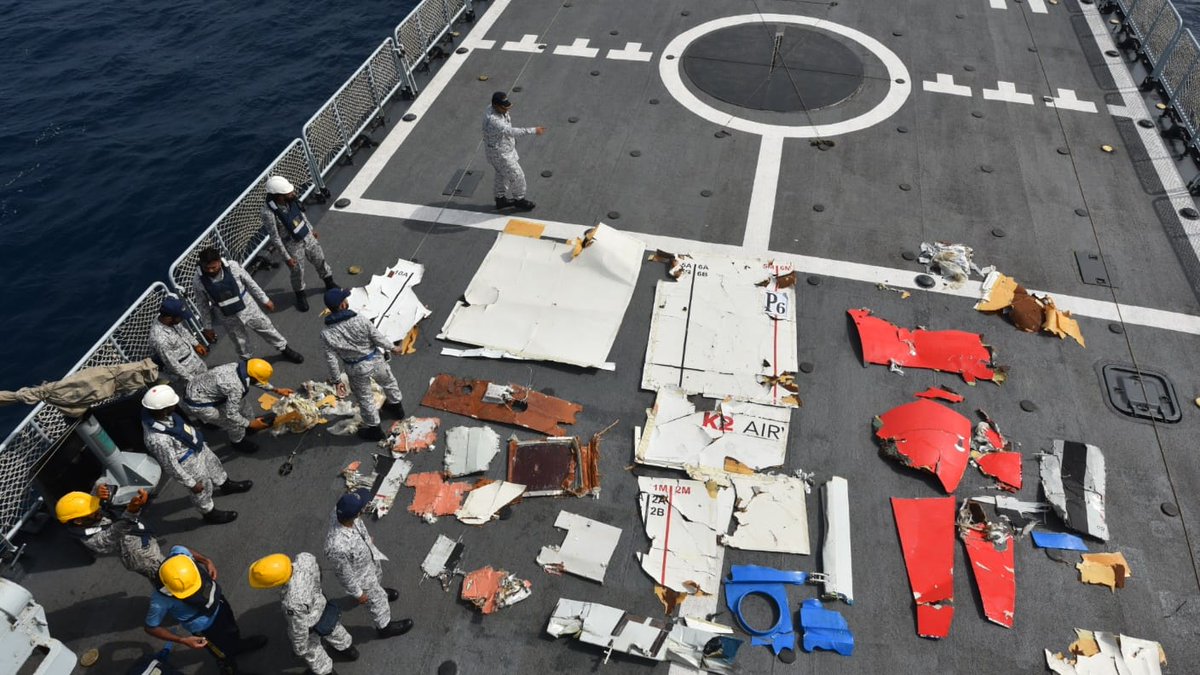 KazmiWajahat's tweet photo. Pakistan Navy and PMSA have successfully located and identified wreckage of K2 Airways Cargo Boeing 737 which was declared missing last night. The wreckage was recovered from 53 NM south of Ormara, Balochistan. The operation lasted almost 12 hours in the deep sea. https://t.co/gQoaJpPUrJ