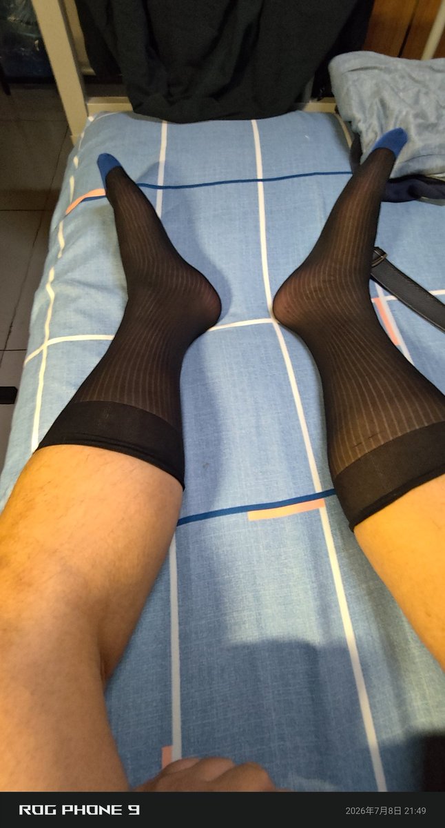 ServerToko's tweet photo. 据说穿丝袜朋友多🤒🤒🤒🤒 https://t.co/4HnvpX2BVB