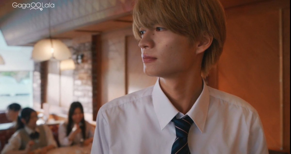 qriselsav's tweet photo. THE OBVIOUS JEALOUSY IN THEIR EYES😭

Of course you get jealous when someone you like looks happy with someone else besides you🥹

STOP HURTING BABIES, JUST CONFESS YOU LIKE EACH OTHER🙂‍↕️🤭🤭

#mysummerofyou
#君は夏のなか https://t.co/R0PyiyAT8b
