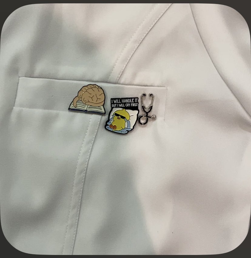 mk_lujain's tweet photo. Finally an MBBS holder. Just getting started, history in the making💜🩺. https://t.co/zysnBvIVmA