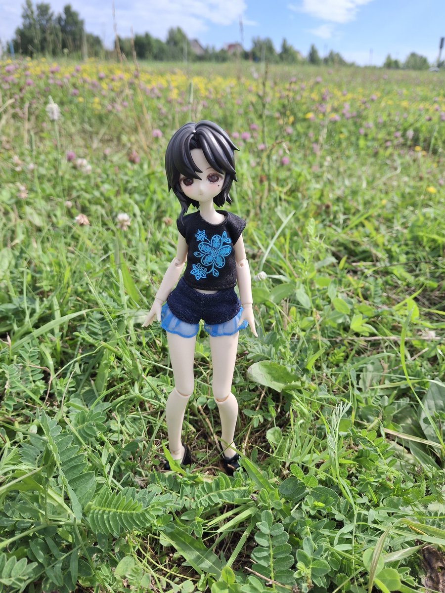 mugofglass's tweet photo. Joshua: What's taking her so long...
Jote: *approaches him* D-do those "shorts" suit me, Your Grace?
Joshua: *drops the flowers and tries to hold back nosebleed* Your legs... are the most graceful view I've ever witnessed...
#shuate #UndyingFlame https://t.co/Hl8zZqeDAQ