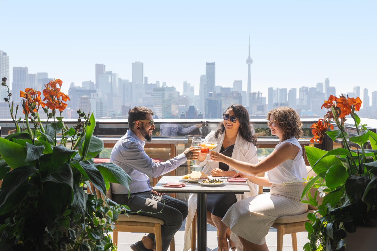 Explore Ontario tweet media