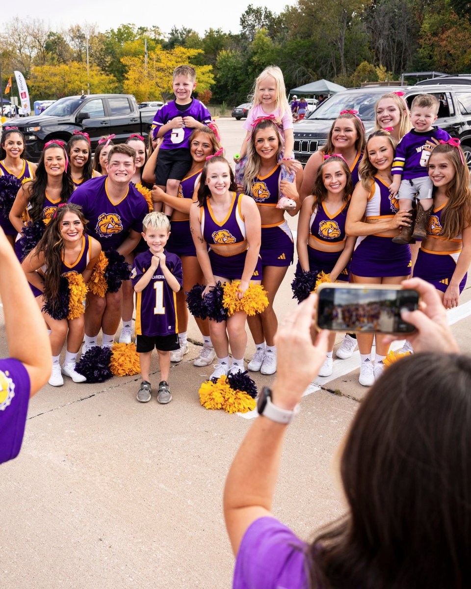 WesternILUniv's tweet photo. Just 5️⃣ 0️⃣ days until we're back at Hanson Field 🏈

Leatherneck football loading... https://t.co/8CgA3Ozzar
