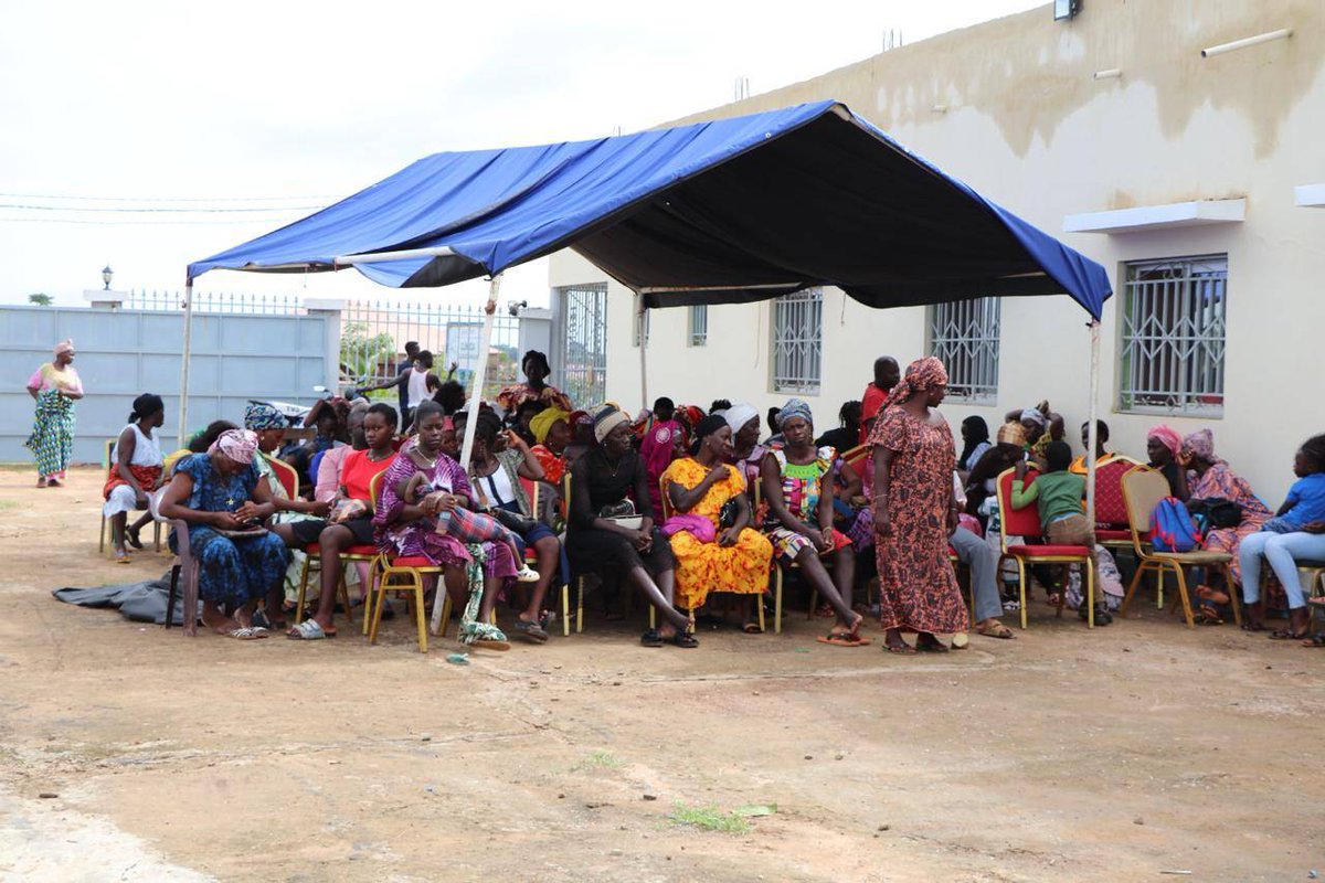 HumanityFirstUK's tweet photo. Our 🇬🇧 UK team is in 🇬🇼 Guinea-Bissau, delivering five days of medical camps for hundreds of patients. 

The team are working with local health leaders, including the Director of the country's largest hospital, to strengthen future healthcare partnerships.

More updates to come 💙