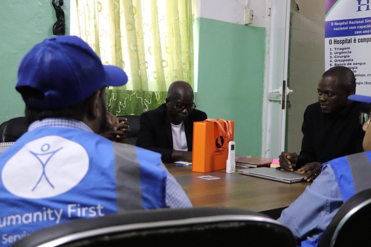 HumanityFirstUK's tweet photo. Our 🇬🇧 UK team is in 🇬🇼 Guinea-Bissau, delivering five days of medical camps for hundreds of patients. 

The team are working with local health leaders, including the Director of the country's largest hospital, to strengthen future healthcare partnerships.

More updates to come 💙