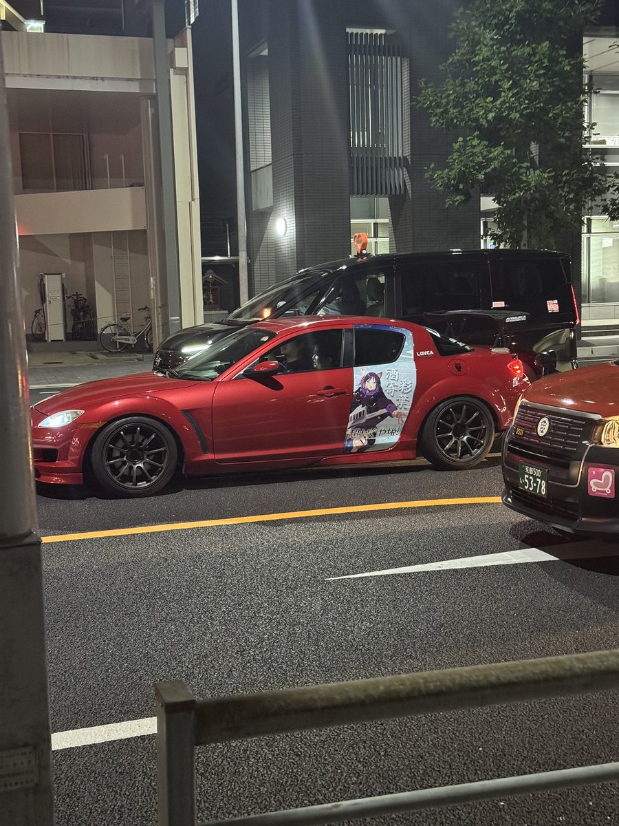 lemonlovesyou_'s tweet photo. Iroha-Mobile spotted in Kyoto✌️
One day I’m gonna wrap my car like this https://t.co/rMlUvfRUix