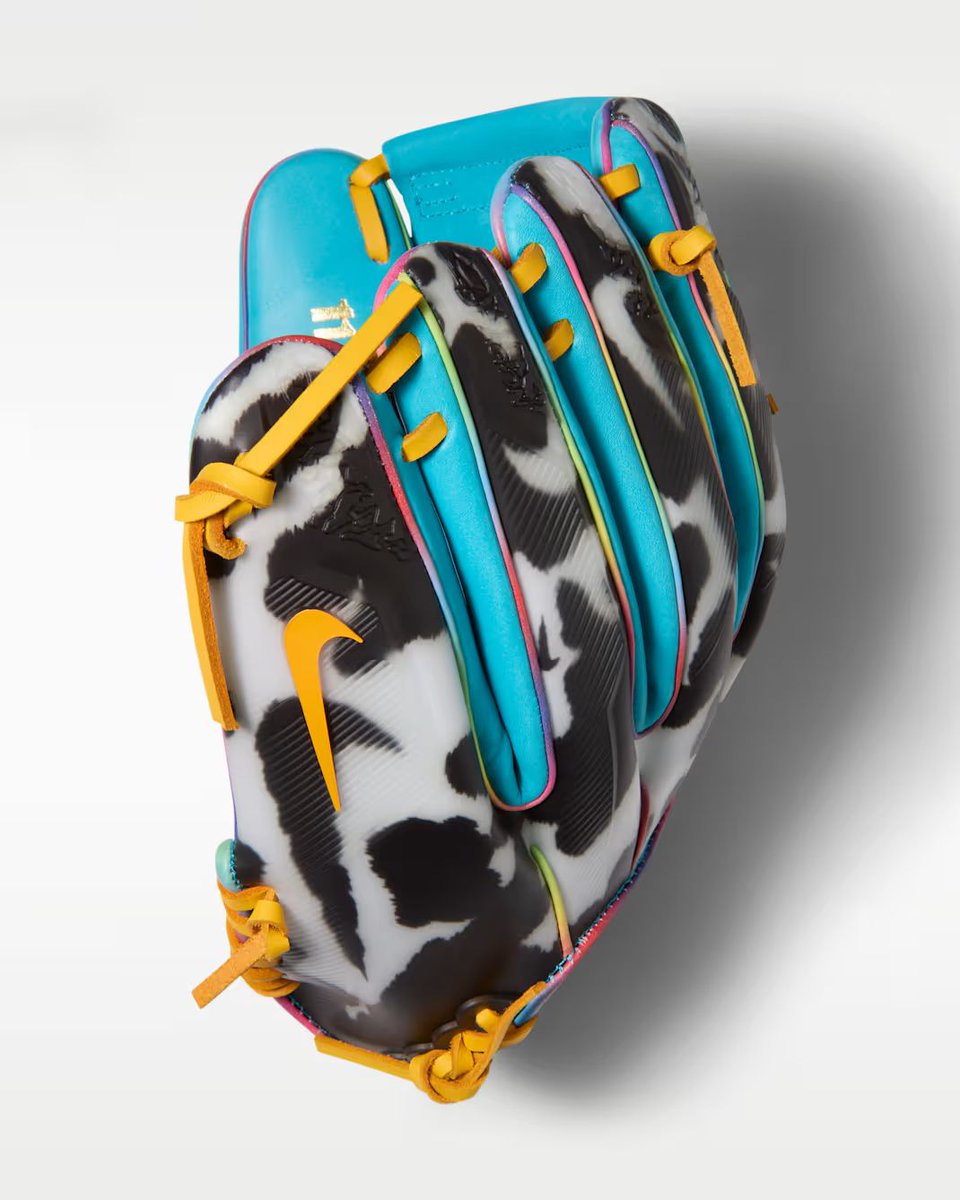 KicksFinder's tweet photo. Ad: NEW via Nike US
Nike Vapor Elite "Chunky Dunky" Baseball Infield Snake Eyes Web Fielding Glove - Right Hand Throw

>> https://t.co/BUkS6oDnsG https://t.co/0mDP8HuIXD