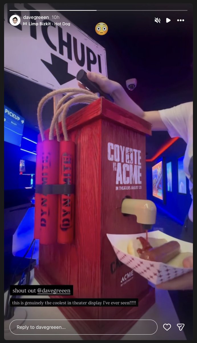 Carterthe_Great's tweet photo. In Case None Of You Did Know What I Meant:
#CoyoteVsAcme https://t.co/H3JhkKa1jB