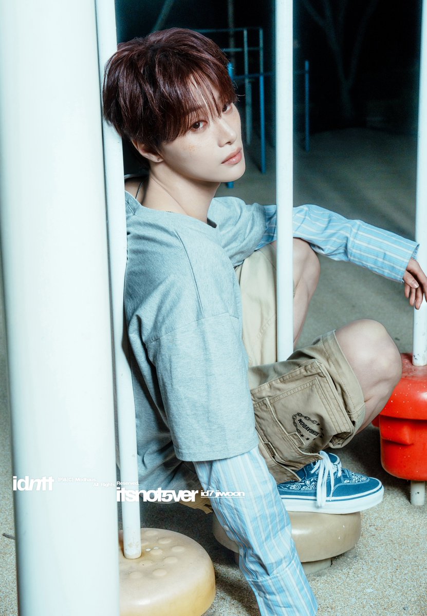 idntt_cosmo's tweet photo. idntt <itsnotover>
Concept Photo Lit Heart ver. - Night

id7 namjiwoon

2026.07.13 6PM KST

Pre-save
🔗 https://t.co/Cy4pu8HDxy

#idntt #아이덴티티
#unevermet #yesweare #itsnotover
#남지운 #namjiwoon https://t.co/W5gSrdI705