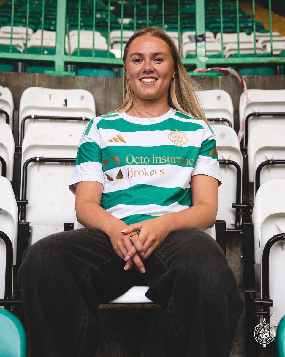 CelticFCWomen's tweet photo. Welcome, Casey 🙌

#CelticFC🍀 https://t.co/rAXmEnbmzQ