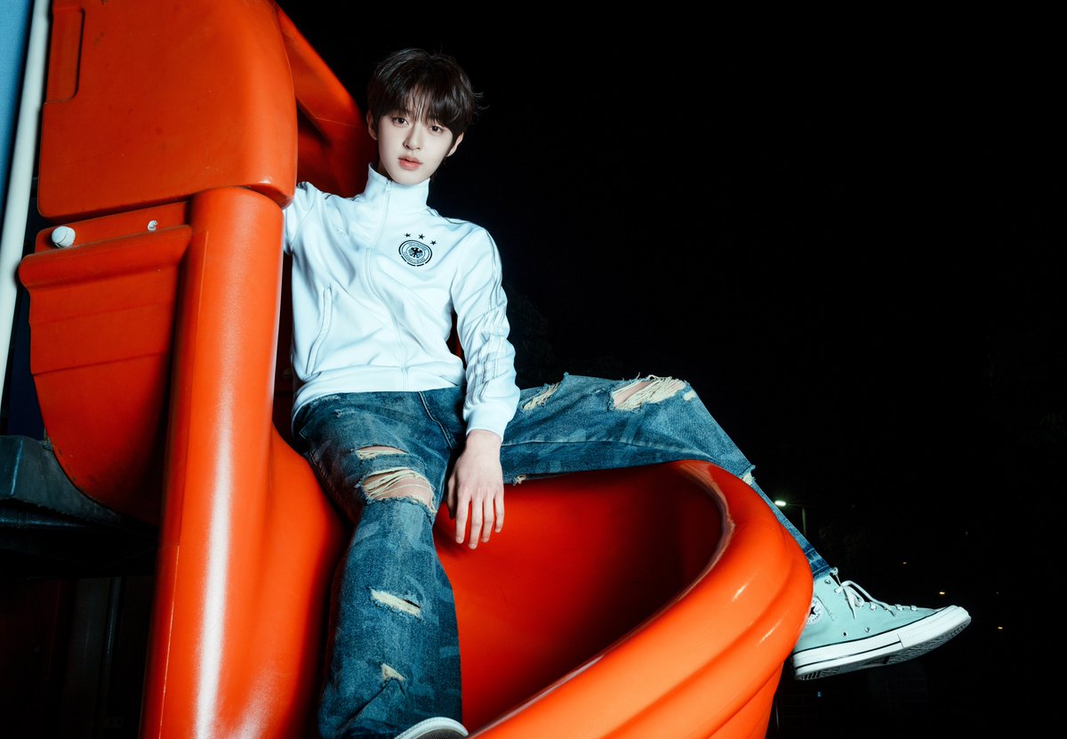 idntt_cosmo's tweet photo. idntt <itsnotover>
Concept Photo Lit Heart ver. - Night

id20 choeunchan

2026.07.13 6PM KST

Pre-save
🔗 https://t.co/Cy4pu8H5I0

#idntt #아이덴티티
#unevermet #yesweare #itsnotover
#조은찬 #choeunchan https://t.co/80tTRmQgtc