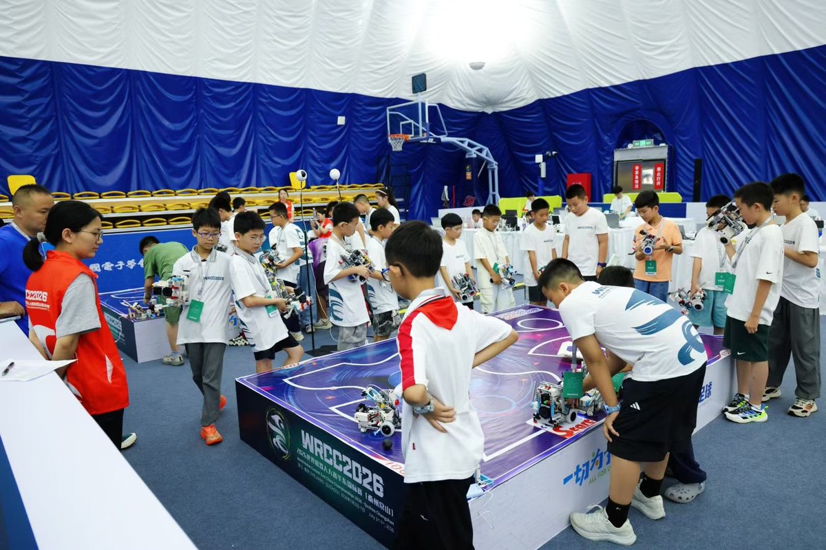amychan301's tweet photo. 2026 East China WRC-SuperAI Super Track Competition
#SuperTrack #competition #STEM https://t.co/pvMHhhdUyl
