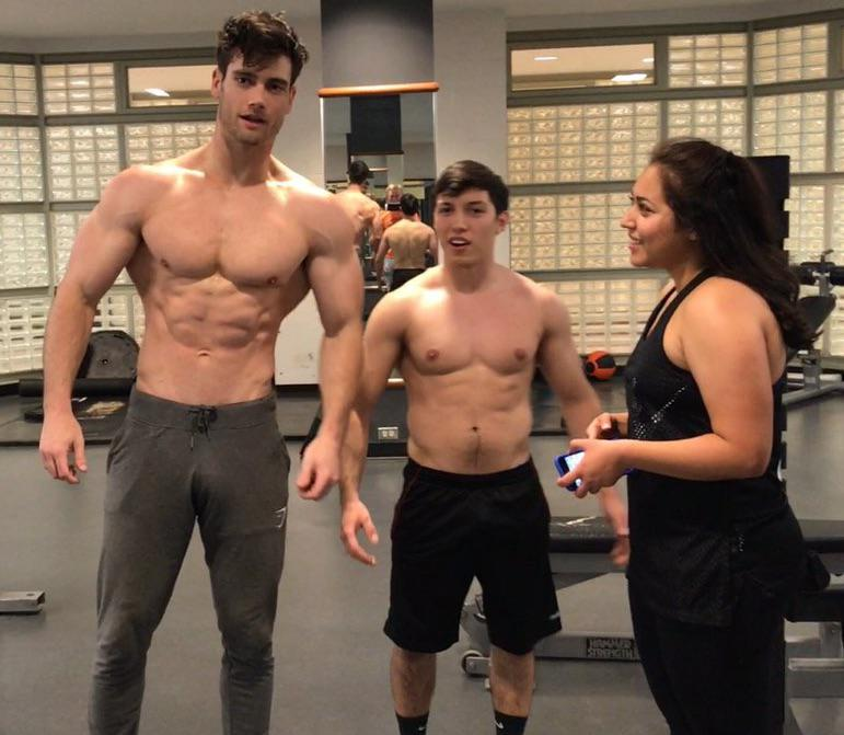 JoinTRWDotCom's tweet photo. @Cobratate So the rumors are true...may he rest in peace for perfecting the literal art of the flex. https://t.co/YObxLy9m96