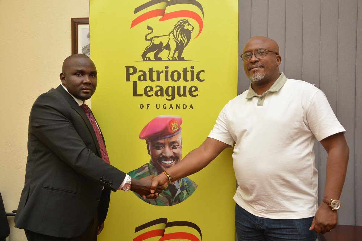 ericmuhangi22's tweet photo. Today afternoon, Chairman LC5 kanungu District  Eng  PO 027 @SamKajojo and PLU Coordinator Kigezi Sub-region paid a courtesy visit to the General Secretary PLU Hon @HonTwallafadil

They held a fruitful discussion on matters regarding PLU grassroot Mobilization in kigezi Region https://t.co/81QX19HE7i