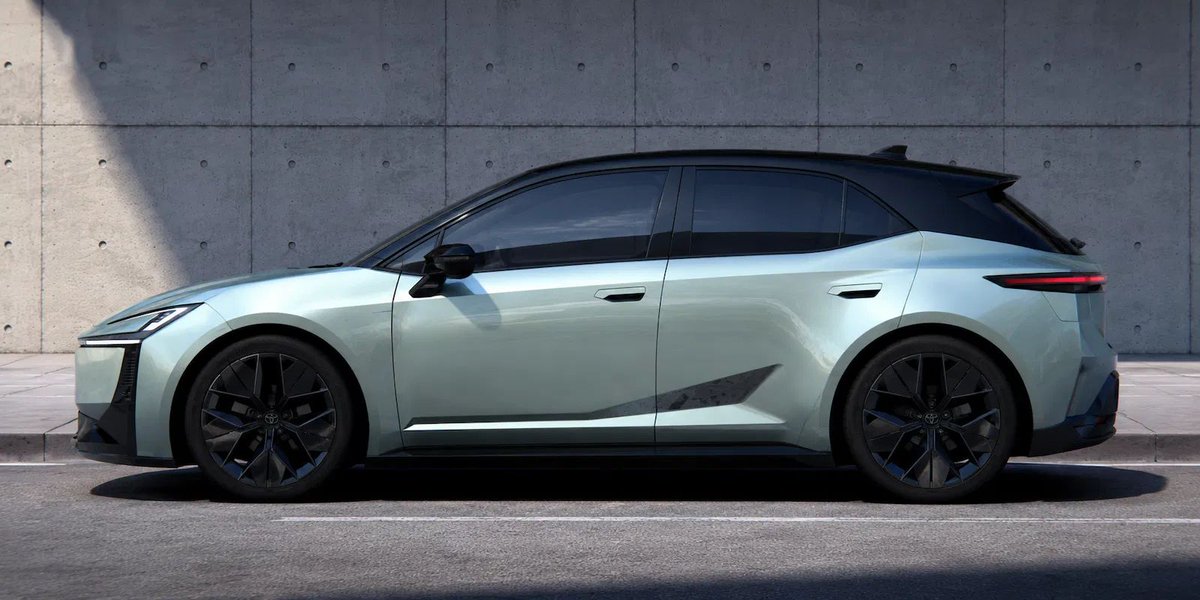 CocheSpias's tweet photo. La NUEVA generación del Toyota COROLLA podría estar más cerca de lo que crees 😱👀👏🏼➡️ https://t.co/Qyh5Ktif2H https://t.co/quZoSaA6Pb