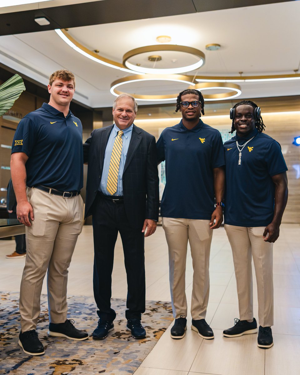 West Virginia Football tweet media