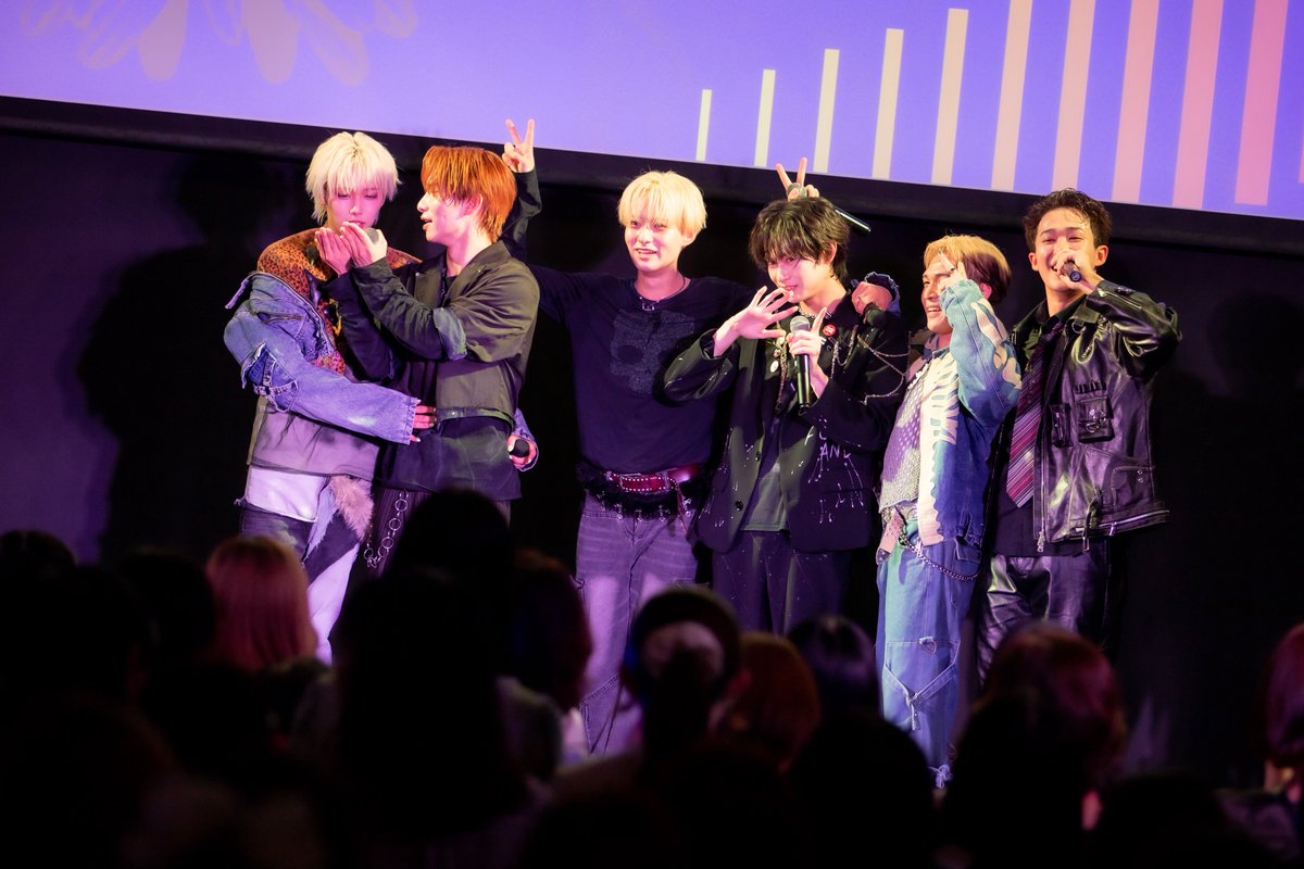 RADIOREADYGO's tweet photo. ˗ˏˋ DAY1️⃣公演終演しました🎶 ˎˊ˗
ご来場いただきましてありがとうございました！

本日の1部公開収録の模様は
7月30日(木)ZIP-FM「ICONIC MOMENTS」にてオンエア✨️
お楽しみにお待ちください👀

明日はDAY2！💥
まだチケット間に合いますのでぜひお越しください📢✨️
🎟️ >> https://t.co/KlEhUqJdMV

🗓️7月8日(水) 9日(木)
📍東京カルチャーカルチャー
⏰1部公開収録 OPEN 15:30 / START 16:00
2部LIVE OPEN 18:30 / START 19:00

#RADIOREADYGO
@besttedofficial @JAMHEADS_ @unlock_vocal