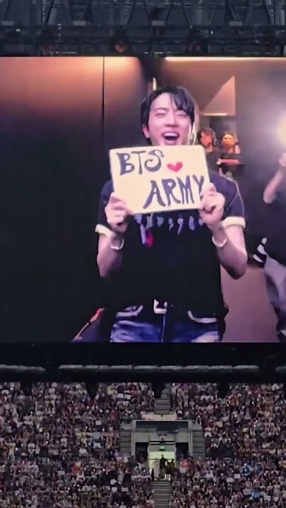 BTSstreamers's tweet photo. The biggest flex as an ARMY?
No matter the distance or time, the love between BTS and ARMY has never been one-sided.

Happy ARMY Day to every purple-blooded soul. 💜

Special thanks to:
our one & only ARMY,
the most beautiful,
our dream,
our wings,
our chapter 1,
our happiness,
our biggest love,
our loudest voice,
our universe,
our lights,
our SWEETEST ARMY,
and our eternal youth 💜

Tag your ARMY bestie and moots who stayed through it all. 🫂💜

Happy13thAnniversaryARMY
#ARMYDAY
#HappyBirthdayARMY
#13THARMYDAY