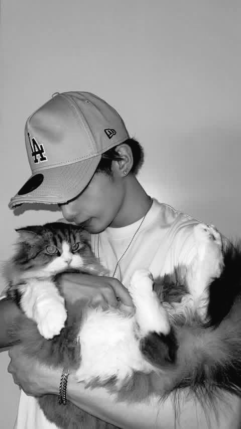 chclatey's tweet photo. very bf material kumbaga bf ku?? hai @enzovince_ https://t.co/GmuLQZK53i
