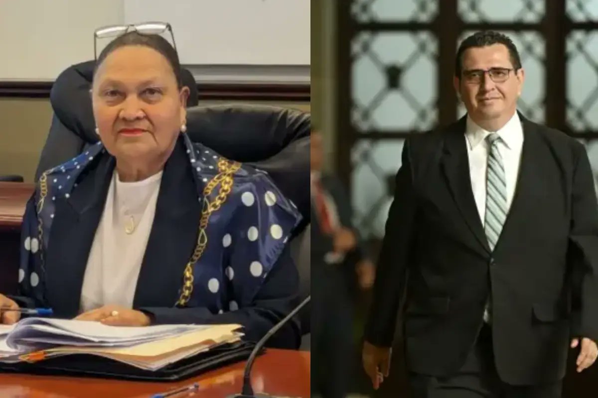Ricigt1's tweet photo. 🚨⚖️ El fiscal general Gabriel García Luna asegura que la carrera fiscal fue "destrozada" durante la gestión de Consuelo Porras y defiende la depuración en el MP para reconstruir la institución. Asegura que la "limpieza" busca recuperar la confianza y fortalecer la justicia. 🇬🇹🏛️

Fuente: @lahoragt 👉 https://t.co/WWXDgjdxRd