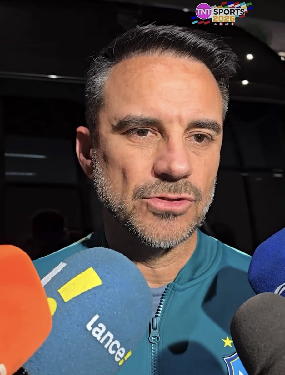 futebol_info's tweet photo. 🇧🇷 CBF já iniciou os trabalhos visando o ciclo para a Copa do Mundo de 2030!

“O que eu posso dizer para vocês é que nós já fizemos todas as reuniões prévias em relação ao planejamento para a Data FIFA de setembro. Assim que tivermos o corpo técnico reunido, a comissão já vai trabalhar em cima da lista larga mirando esses amistosos, que darão oportunidades para alguns que não estiveram na Copa do Mundo”, afirma o dirigente Rodrigo Caetano na volta ao Rio de Janeiro.

📸 TNT Sports