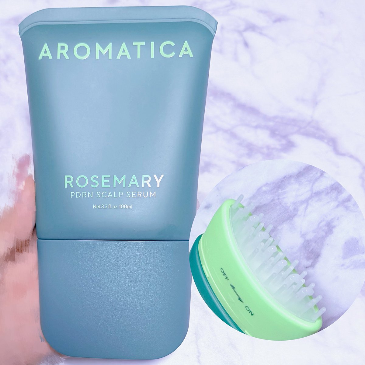 c65Us's tweet photo. #むーんぱわーさろん のプレキャン AROMATICA ローズマリー #PDRNスカルプセラム
ベタつきにくいのにしっとりした使用感🌟
多めに出しても、イヤなベタっと感が気になりにくくて使いやすい！
髪も絡まりにくく、ブラシがスムーズに通る感じ🌿 https://t.co/9e3vLVv3Jp