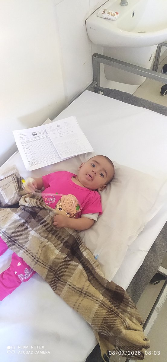 MAlmsry88898's tweet photo. My beloved daughter, Qamar, has been in the hospital for a week and is still suffering. This accursed disease is still with her. My family here is very sad. I hope everyone will stand by my family during this difficult ordeal. 😭

https://t.co/mSTX37pGHe https://t.co/KmfnkhfmXF