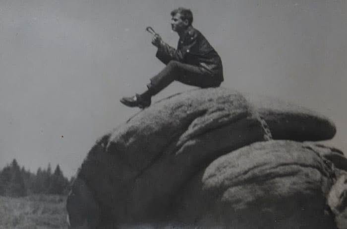 ekinveorak's tweet photo. arkadaş zekâi özger’in forum dergisi 15 mart 1969 tarihli sayısında yayınlanan oyun/ mat şiiri. https://t.co/q4sFwq3VRp