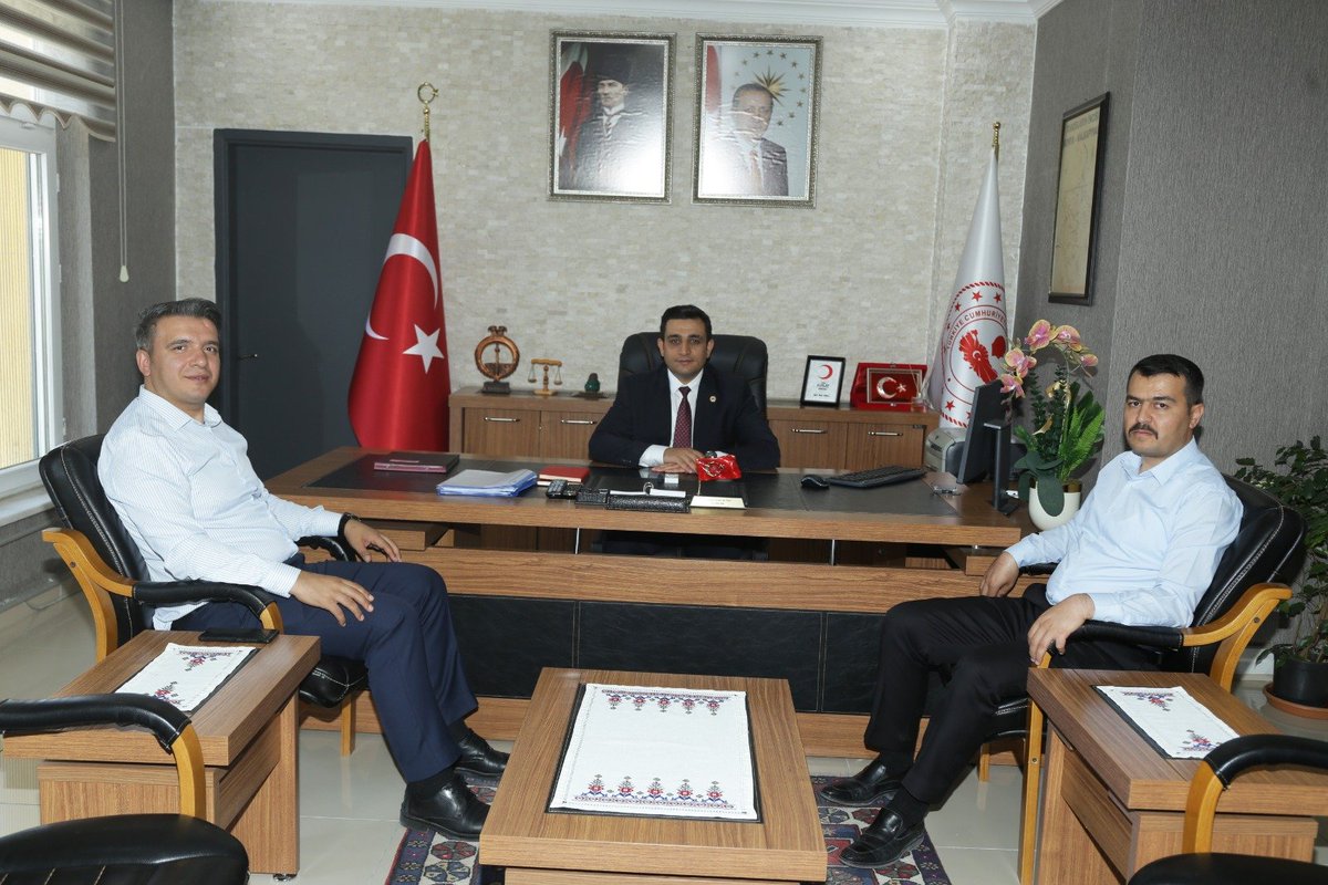 TCHalkapinr's tweet photo. 📍 Halkapınar Hükümet Konağı 

Ereğli Yüksek Güvenlikli Kapalı Ceza İnfaz Kurumu (YGC) Müdür Yardımcısı iken, Erzurum Dumlu YGC'ye  kurum müdürü  olarak atanan Mustafa Yardımcı, Kaymakamımız Sn. Mehmet Şirin Altay'a veda ziyaretinde bulundu. 

@TC_icisleri 
@TCKonyaValiligi https://t.co/ju5ylcwta8