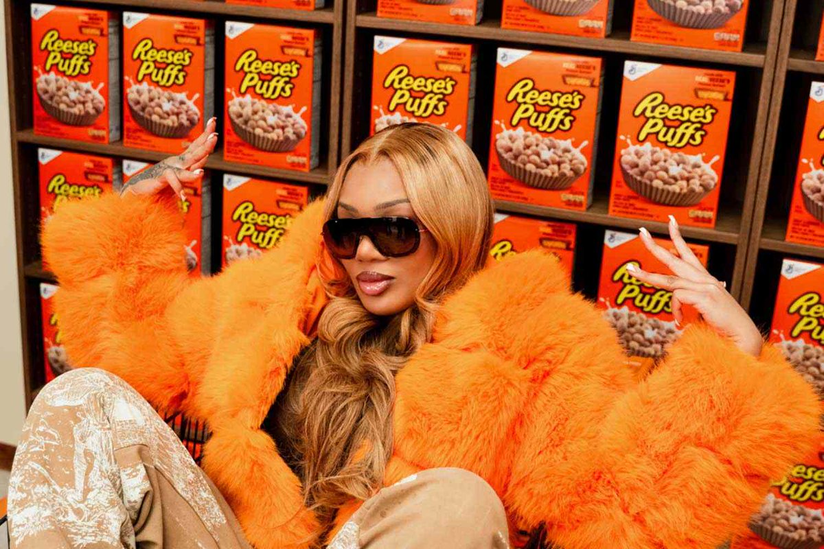 designrushmag's tweet photo. A Reese's Puffs jingle from 2009 is now a real song on Spotify.

The track never died, TikTok kept it alive for 17 years.
So General Mills gave it to GloRilla, built a pool inside a giant cereal bowl, and shot a full music video with Lyrical Lemonade.

The internet did the A&R work. The brand just had to listen.

The full story 👇
