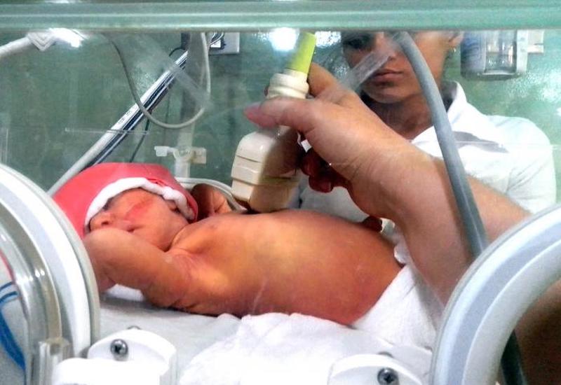 MINSAPCuba's tweet photo. 🗣️  @BrunoRguezP| La tasa de mortalidad infantil 👶 de 4,0 por mil nacidos vivos se ha incrementado a 9,9. Esto significa la muerte evitable en otras condiciones, disponiendo de equipos, dispositivos y tratamientos idóneos, de 1.780 recién nacidos.

#TumbaElBloqueo #CubaPorLaVida https://t.co/oM8gS8PNRG