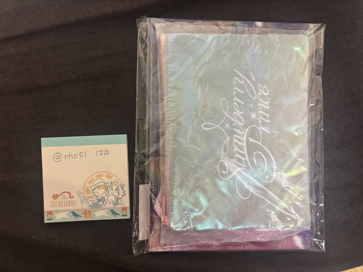 rho5l's tweet photo. 【交換】すとぷり 10th アリツア アプグレグッズ

譲▷▶︎▷大阪 フォトブック、ポーチ

求▷▶︎▷愛知 フォトブック、ポーチ

郵送又は、福岡公演にて手渡し
お気軽にお声掛けください🙇🏻‍♀️

 #すとぷりグッズ交換 https://t.co/d2j0d6FSUA