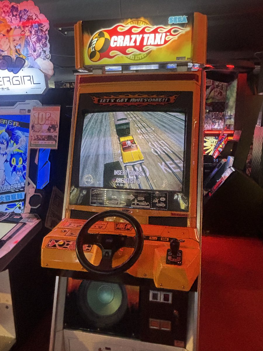 GiGO_hachioji_t's tweet photo. 【ビデオゲーム情報】
当店で開店より25年間長らく稼働していた初代クレイジーTAXIがこの度、「GiGOクレーンゲームオアシス フェスティバルウォーク蘇我」 にお引っ越しいたしました♪
あの店舗の実物大クレタクオブジェとセットで設置されるのが楽しみですね😊
これからも沢山遊んでもらってね♪#GiGO https://t.co/064mTmCafB