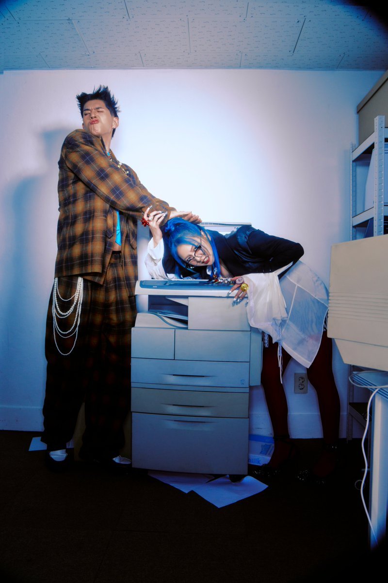 stanfuckingkard's tweet photo. kard never beating the hottest group allegations https://t.co/0ANEycD60q