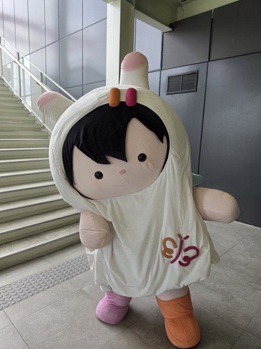 sasswithay's tweet photo. บะนี่มาดูนี่!!! ไม่ได้เหมือนแค่นิสัยแล้วนะ

( #lilmuju , #beonnnie , #ANY ) https://t.co/OwNZG6AvCU
