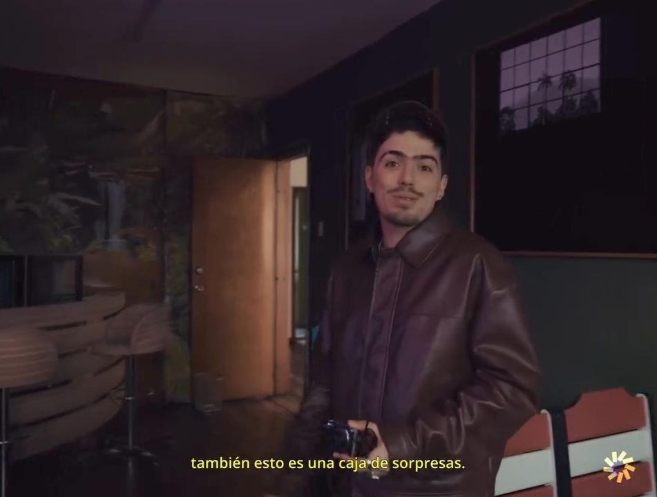 _ferrnz's tweet photo. Intenté prestar atención a lo que dijo, pero Martín está demasiado lindo. https://t.co/EoFbiN6C3t