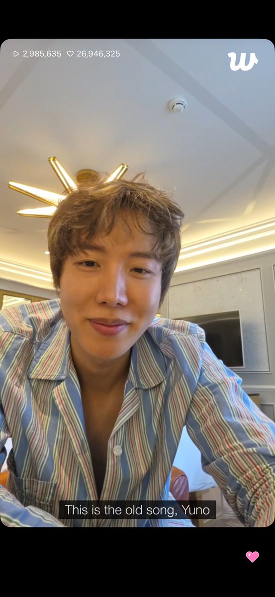 vuittonhoseok's tweet photo. WE ON MENTIONED https://t.co/xkHWdHUym2