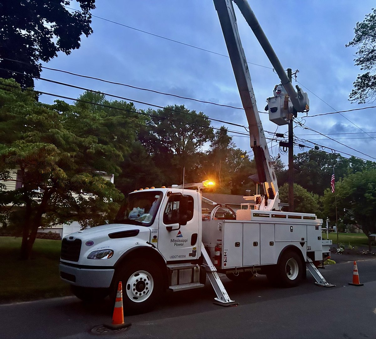 MS_Power's tweet photo. Mississippi Power’s storm team arrived in New Jersey and immediately began working to help with restoration efforts. Crews are continuing to work safely and quickly today to get the lights back on for those northeast communities impacted by the recent severe weather. https://t.co/Z6efv5Y3Qi