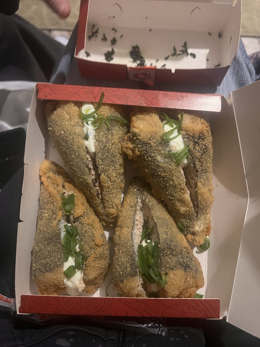JO2TA4H's tweet photo. temaki bucetinha e hot rola https://t.co/aUySqU6Hk1