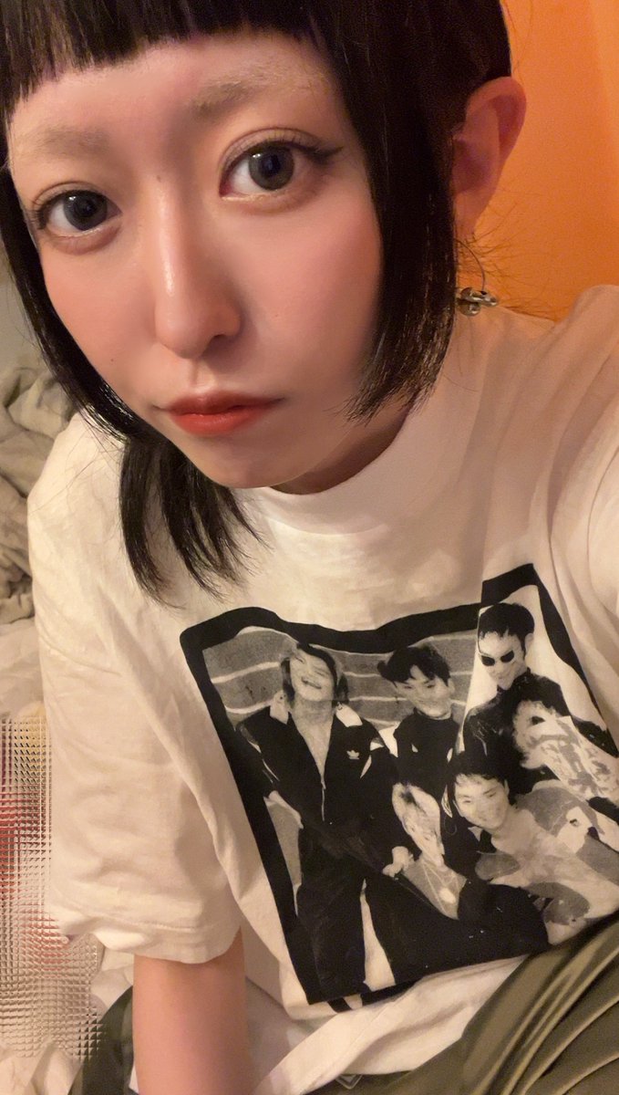 hanchan______'s tweet photo. シャ乱ＱのTシャツ、QT https://t.co/wbn6z3Awnj