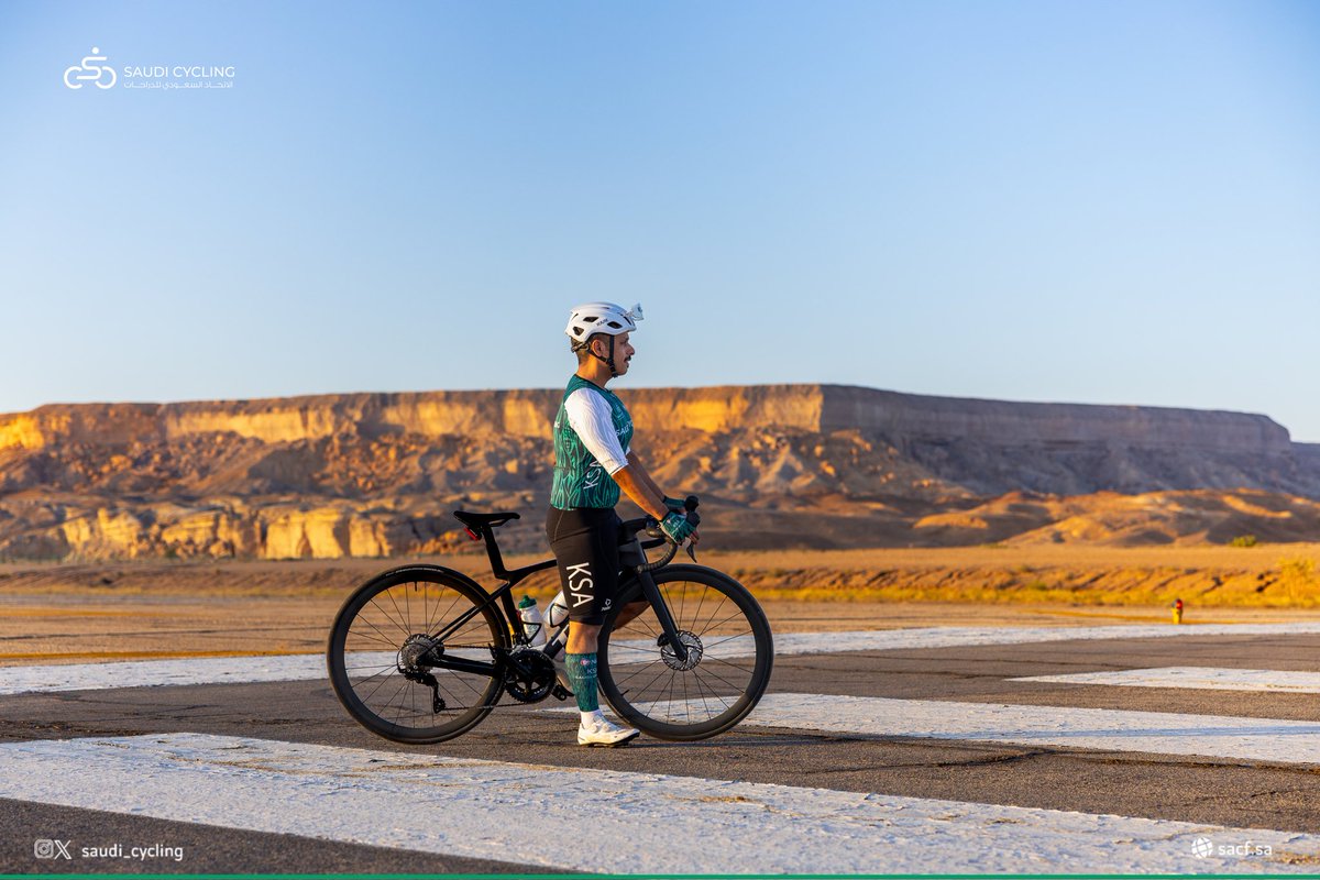 Saudi_Cycling's tweet photo. في النهاية..
لا يبقى إلا الأفق✨

#الأفق_لمن_يطارده https://t.co/g2ZTYRZGi1