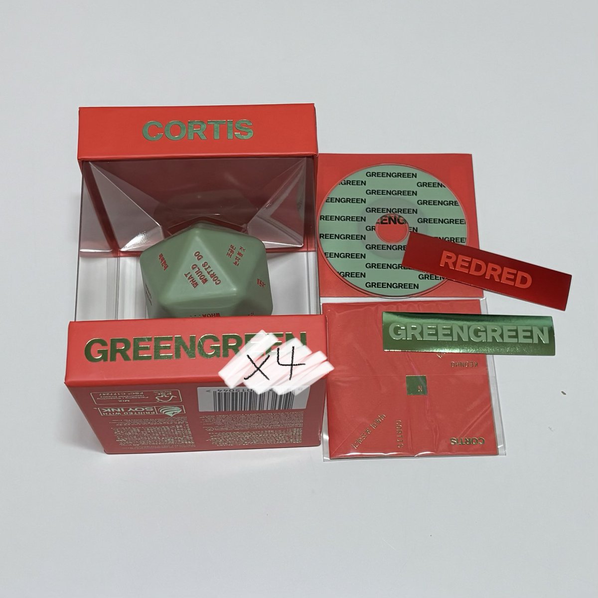 d4ream11's tweet photo. 코르티스 그린그린 다이스 개봉 앨범 양도
cortis greengreen dice opened album sell

4개 일괄 운미포 4.0

❌❌ 포카 ❌❌
포카 제외 구성품 다 있음

ㅅㅊ redred outside the lines 레드레드 마틴 제임스 주훈 성현 건호 주사위 wts https://t.co/JNbXW6qZoo
