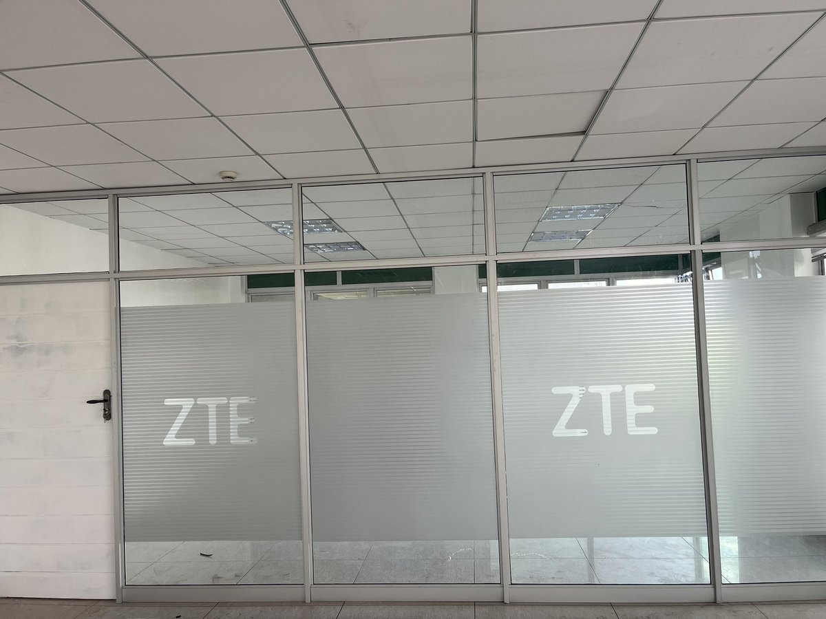 BlueStewards_'s tweet photo. Happy Client Wednesday. Client wanted us to plan, execute and deliver from partitioning, soundproofing, painting, Blinds,BiC, Glass branding/frosting. 

For your Office and House we are your end-to-end development partners.
get in touch on +263 7 19947498/ 263 7 73 820469 https://t.co/cSJCTw7ewN