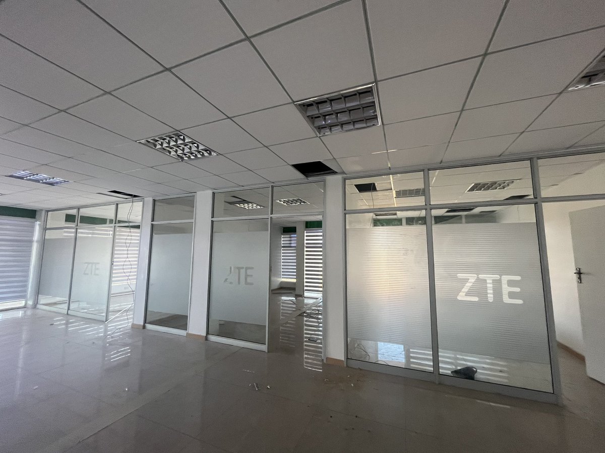 BlueStewards_'s tweet photo. Happy Client Wednesday. Client wanted us to plan, execute and deliver from partitioning, soundproofing, painting, Blinds,BiC, Glass branding/frosting. 

For your Office and House we are your end-to-end development partners.
get in touch on +263 7 19947498/ 263 7 73 820469 https://t.co/cSJCTw7ewN